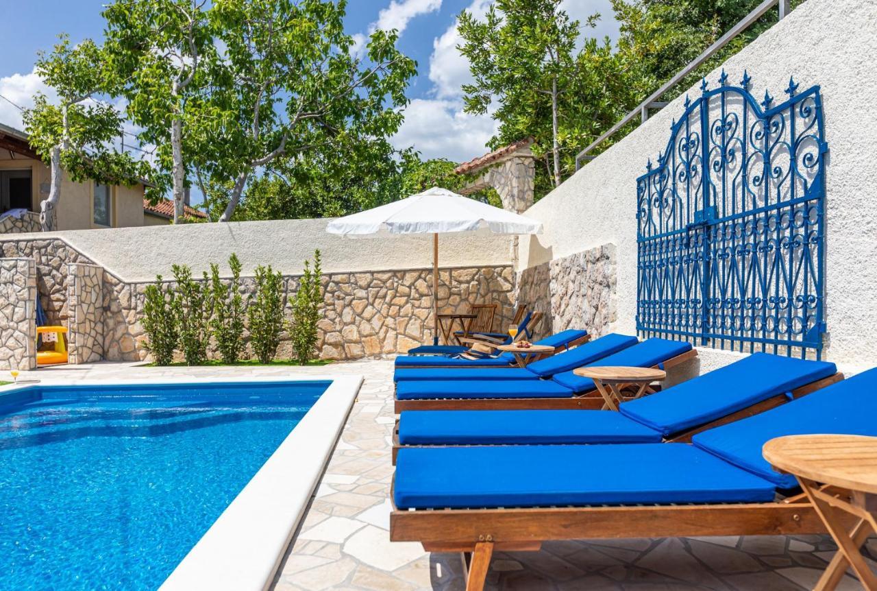 Villa O'Lucky Polje  エクステリア 写真