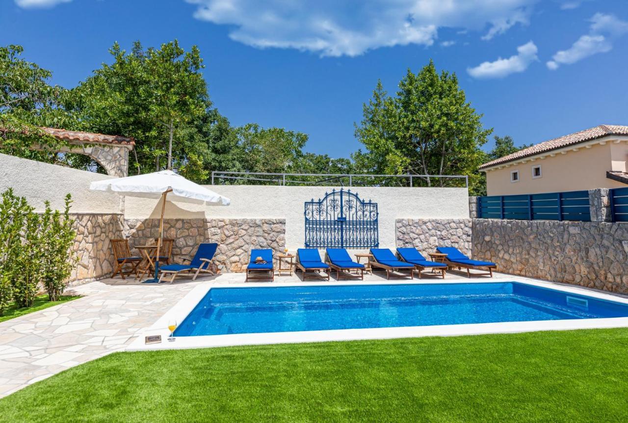 Villa O'Lucky Polje  エクステリア 写真